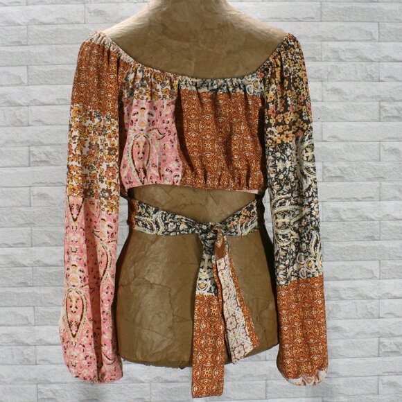 ALTAR'D STATE Top Tie Back Cropped Cut Out Detail Patchwork Fall Long Sleeve LG - Picture 4 of 14